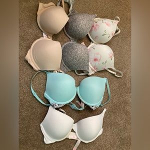 Lot of 5 (five) 32 D bras from VS PINK